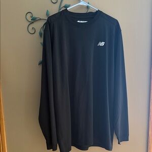 New Balance Men's Long Sleeve Black Tee